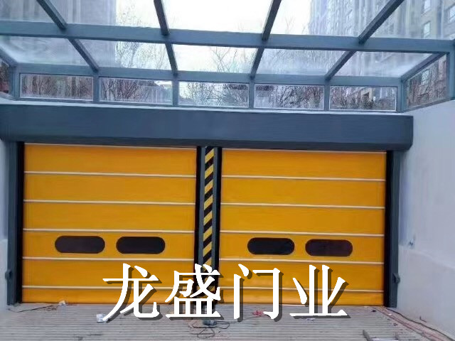 哈爾濱地下車庫(kù)堆積門